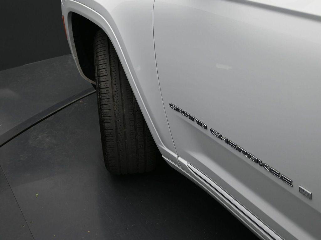used 2022 Jeep Grand Cherokee car, priced at $35,470