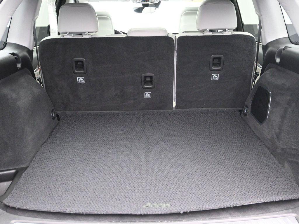 used 2022 Jeep Grand Cherokee car, priced at $35,470