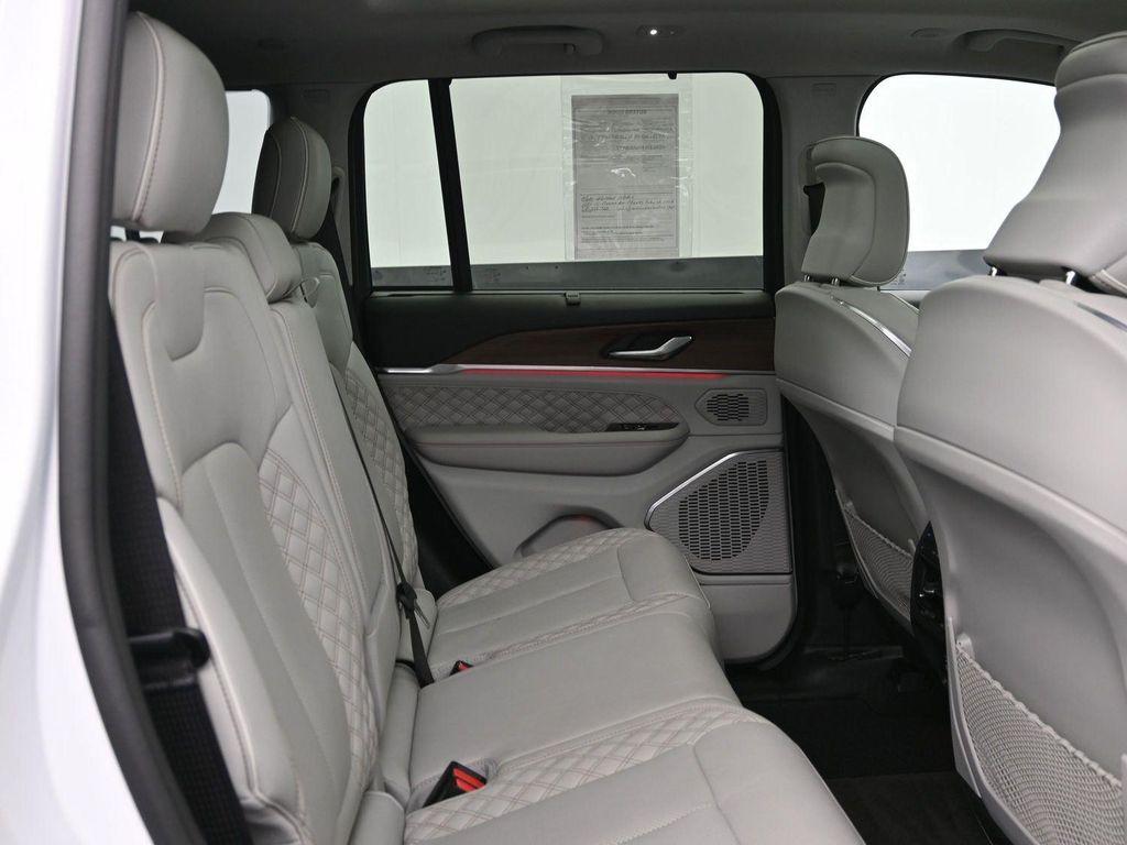 used 2022 Jeep Grand Cherokee car, priced at $35,470