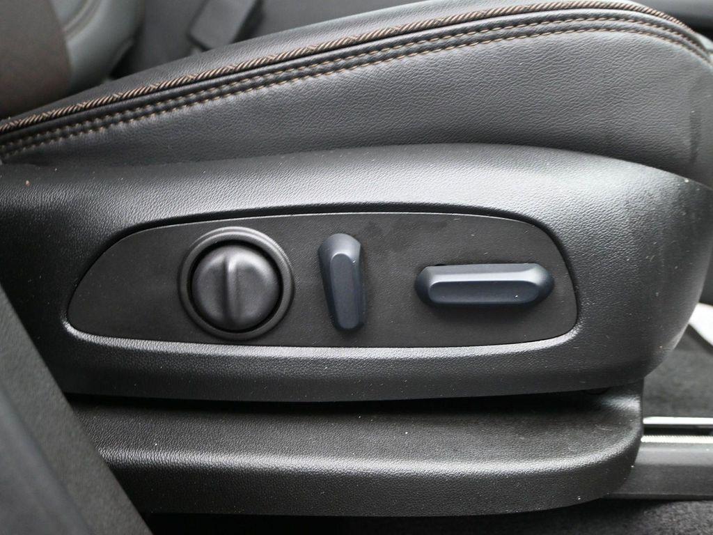 used 2024 Chevrolet Traverse car, priced at $49,450