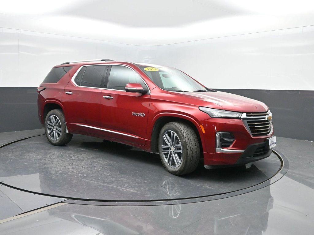 used 2024 Chevrolet Traverse car, priced at $49,450