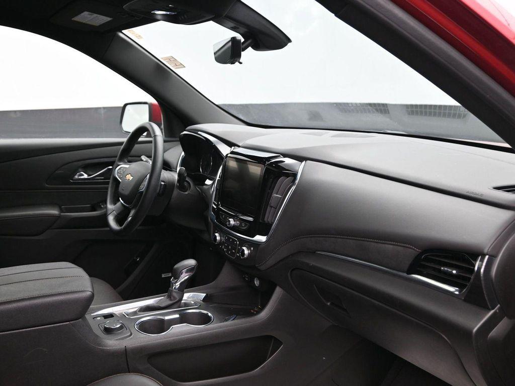 used 2024 Chevrolet Traverse car, priced at $49,450