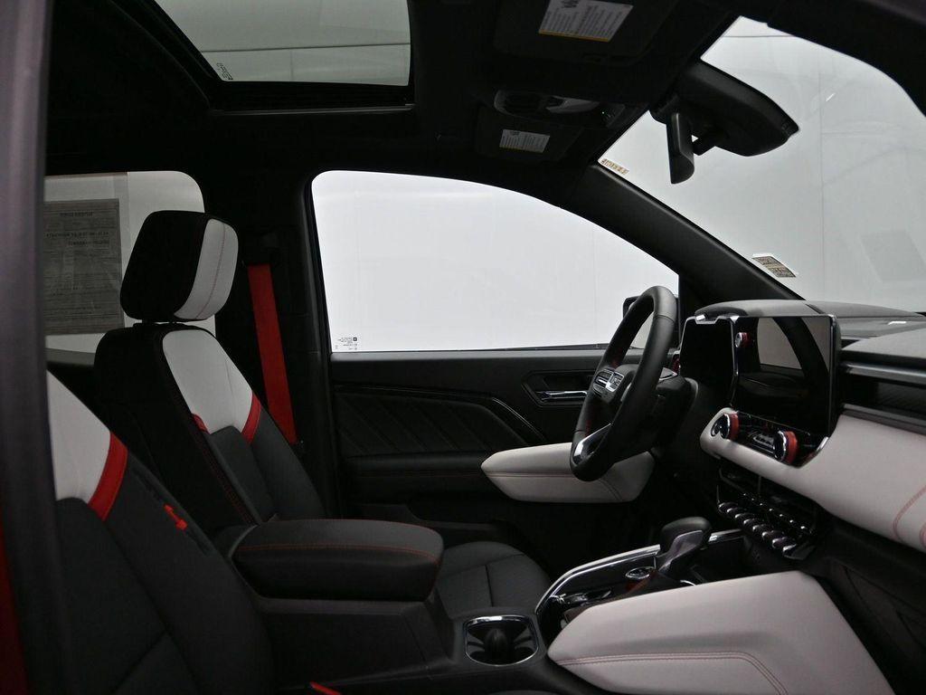 used 2025 GMC Canyon car, priced at $49,450