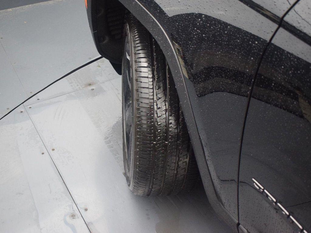 used 2024 Jeep Grand Cherokee car, priced at $35,470