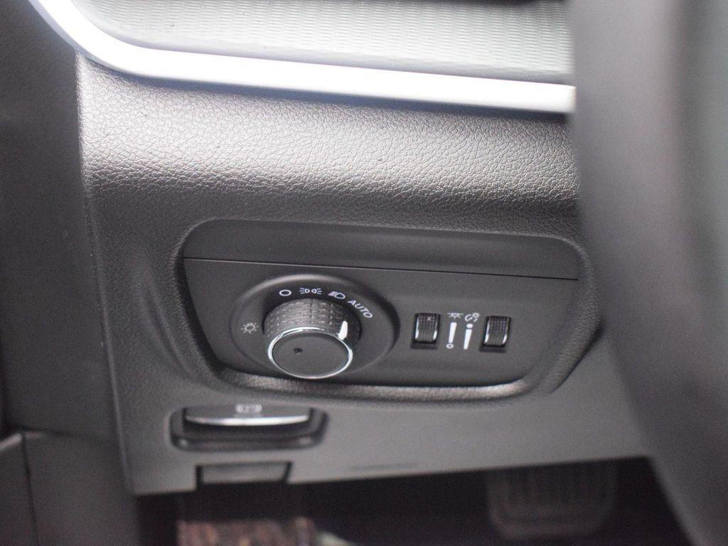 used 2024 Jeep Grand Cherokee car, priced at $35,470