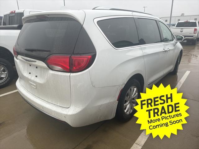 used 2018 Chrysler Pacifica car, priced at $13,992