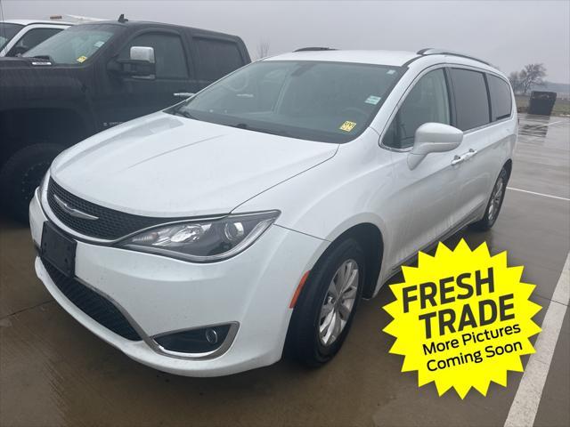 used 2018 Chrysler Pacifica car, priced at $13,992