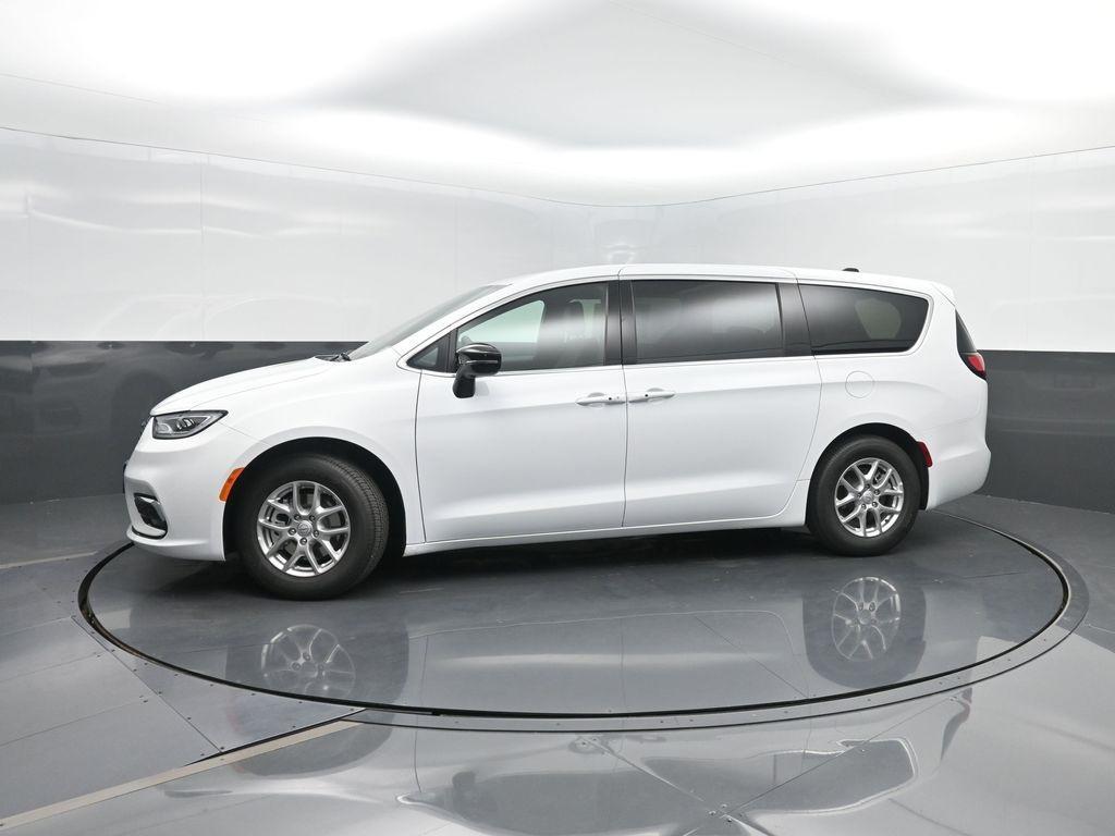 new 2026 Chrysler Pacifica car, priced at $42,915