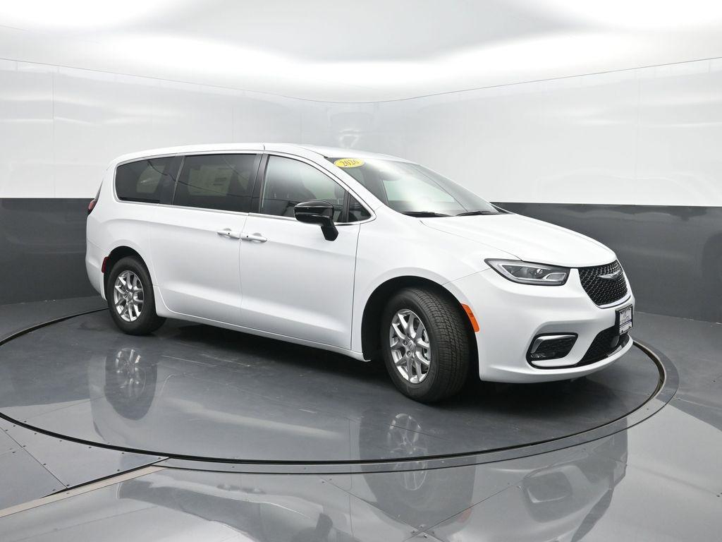 new 2026 Chrysler Pacifica car, priced at $42,715