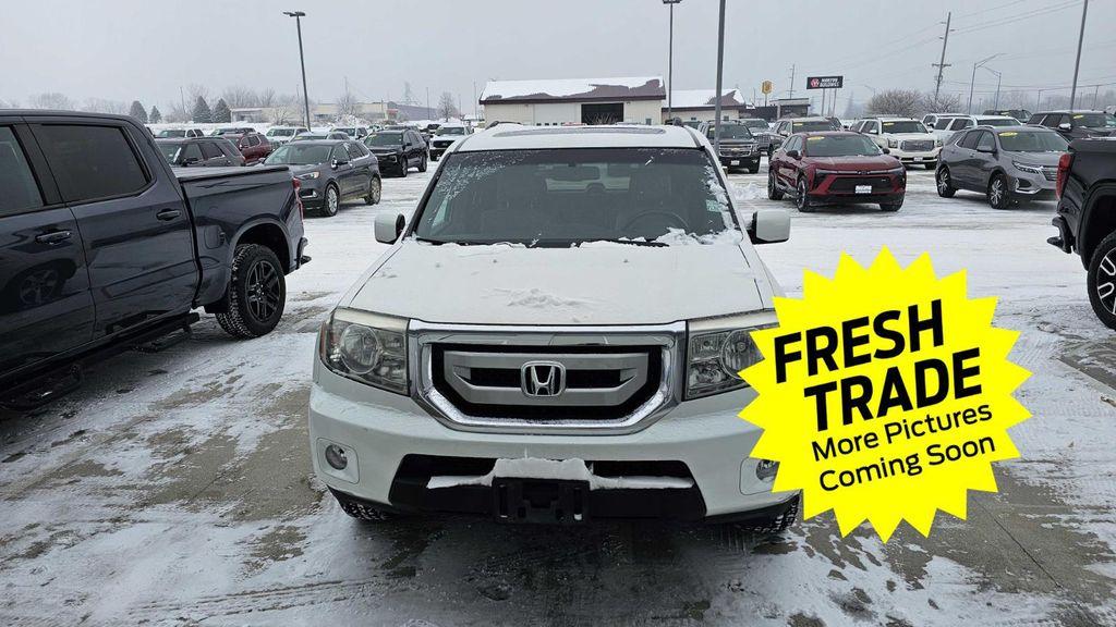 used 2009 Honda Pilot car, priced at $5,900