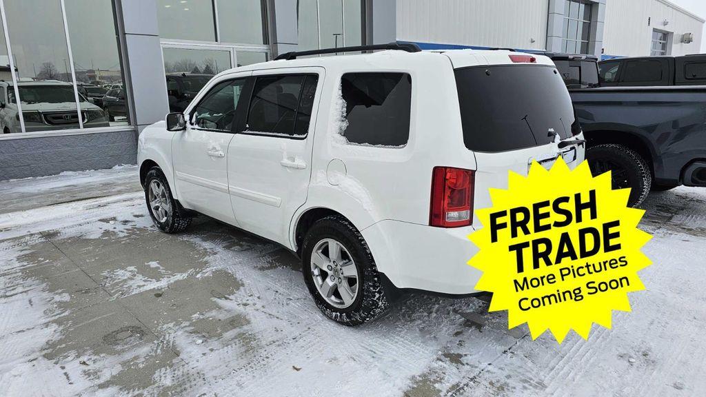used 2009 Honda Pilot car, priced at $5,900