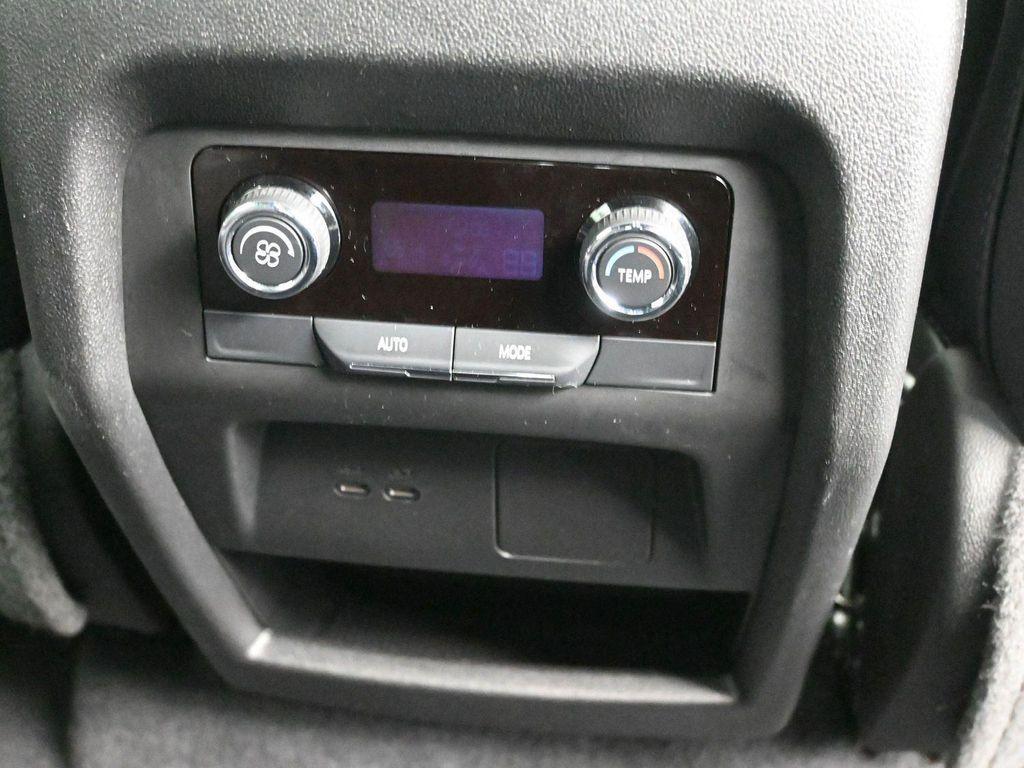 used 2025 Chevrolet Traverse car, priced at $37,651