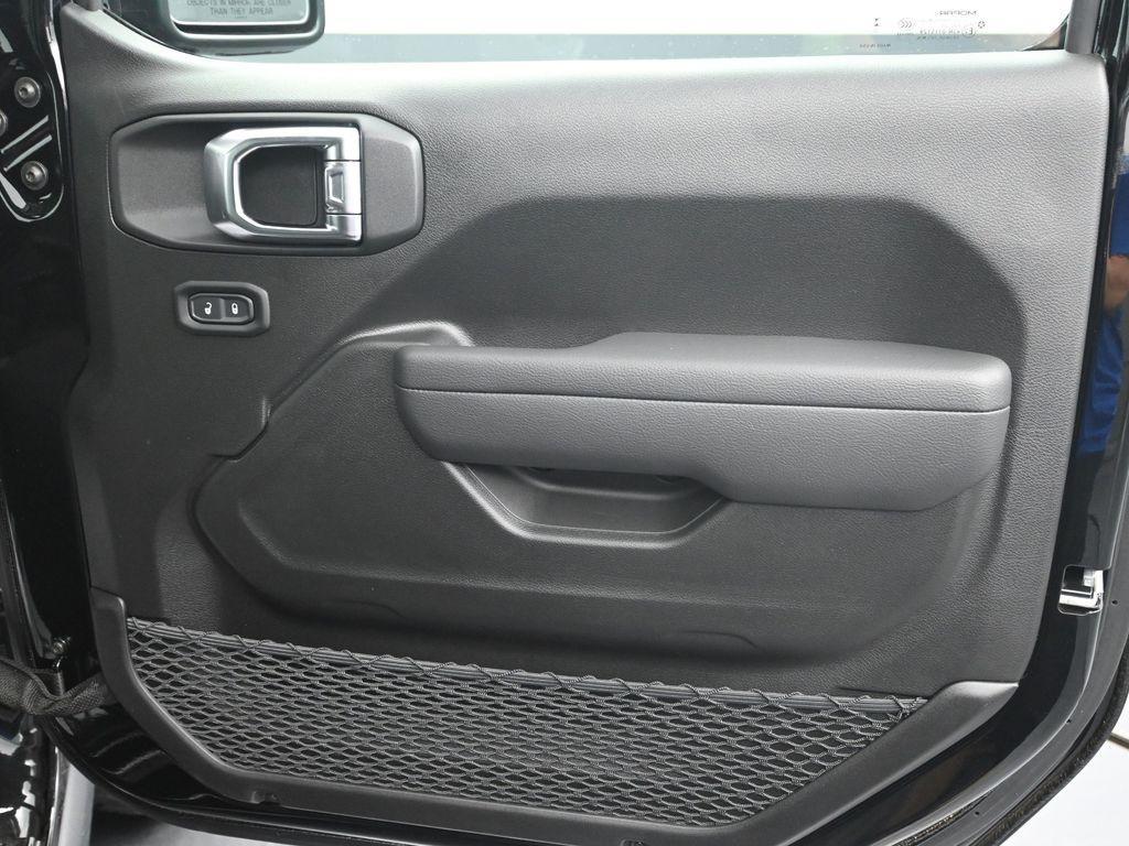 new 2026 Jeep Wrangler car, priced at $53,926