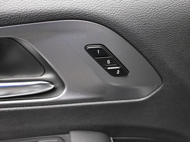 new 2025 Chrysler Pacifica car, priced at $42,247