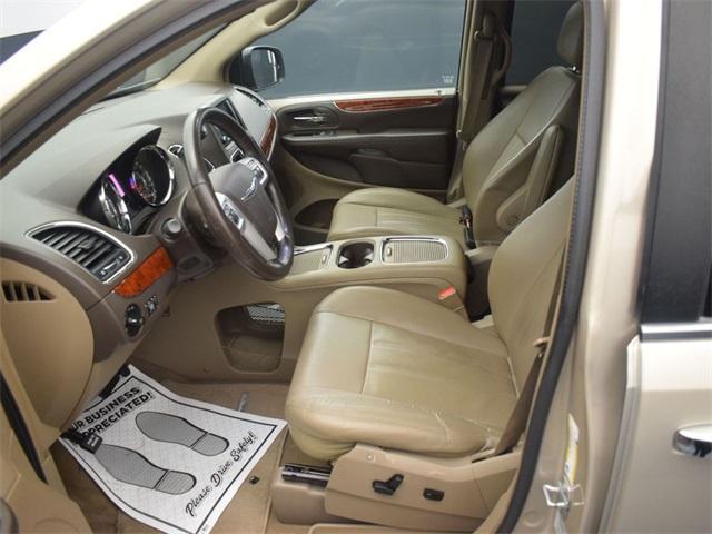 used 2015 Chrysler Town & Country car, priced at $9,567