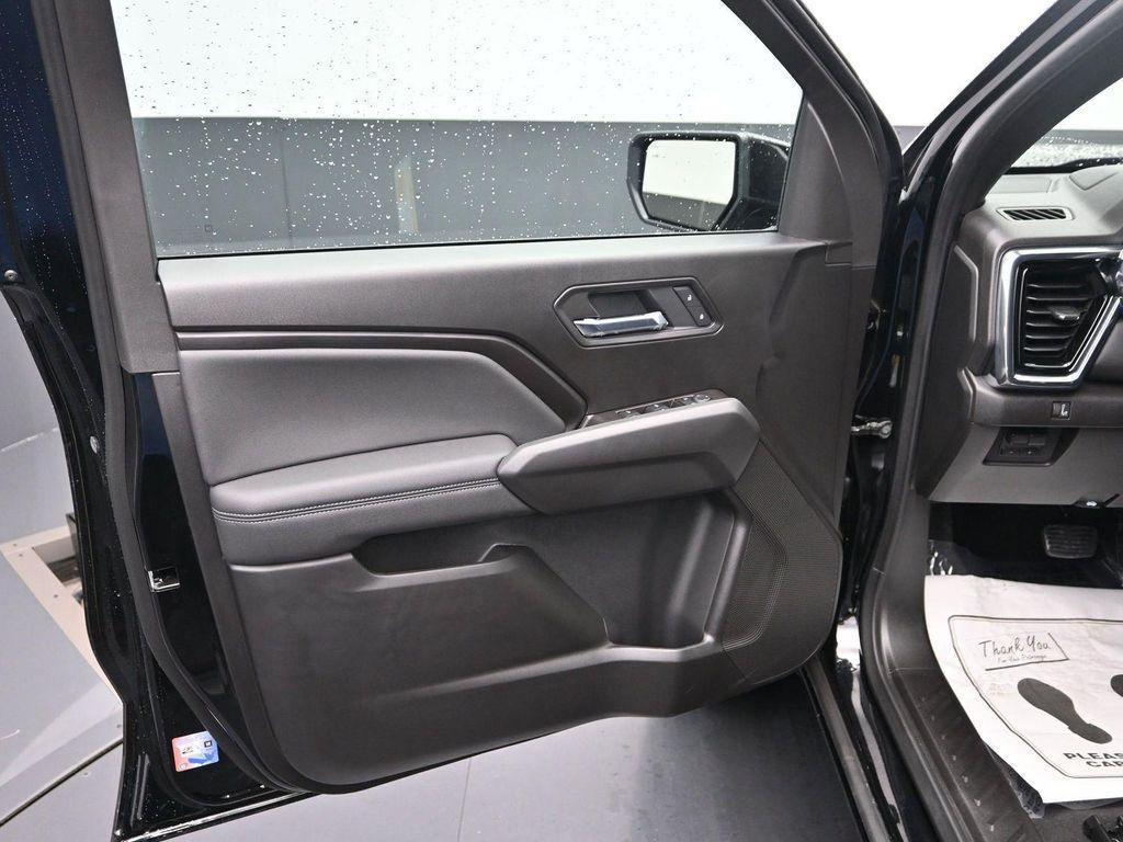 new 2025 GMC Canyon car, priced at $47,245