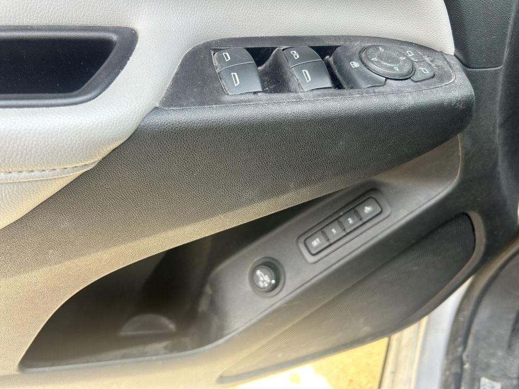 used 2020 Chevrolet Equinox car, priced at $18,634