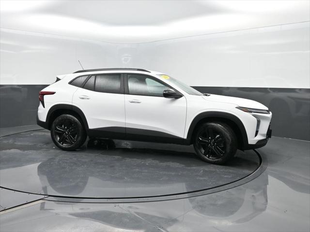new 2025 Chevrolet Trax car, priced at $26,590
