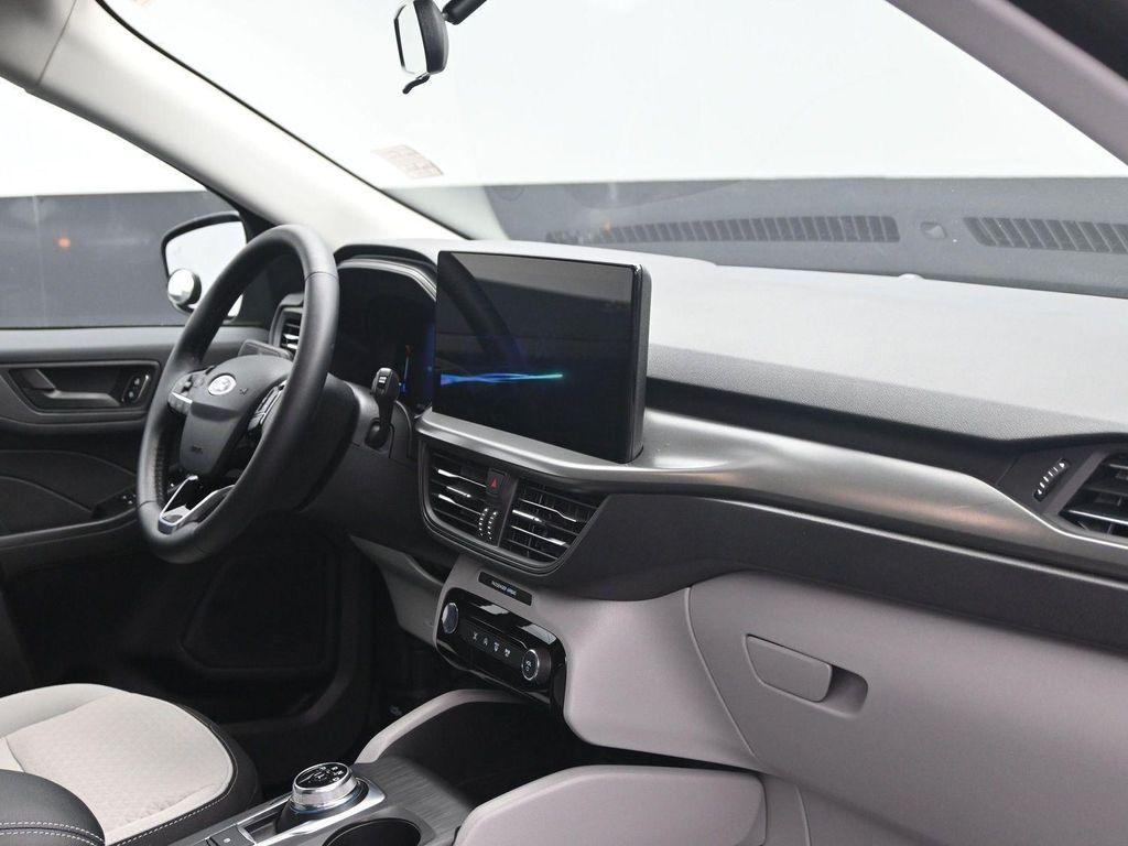 used 2025 Ford Escape car, priced at $26,950