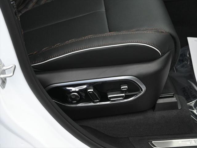 new 2025 Jeep Grand Cherokee car, priced at $73,825