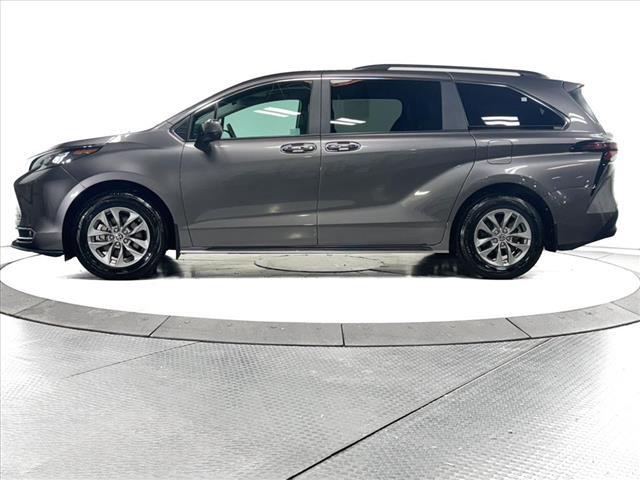 used 2024 Toyota Sienna car, priced at $44,711