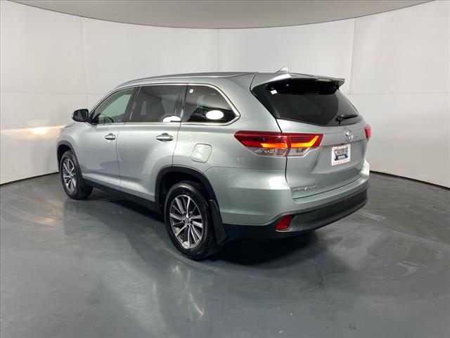 used 2019 Toyota Highlander car, priced at $24,700