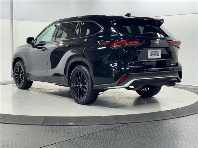 used 2024 Toyota Highlander car, priced at $48,200