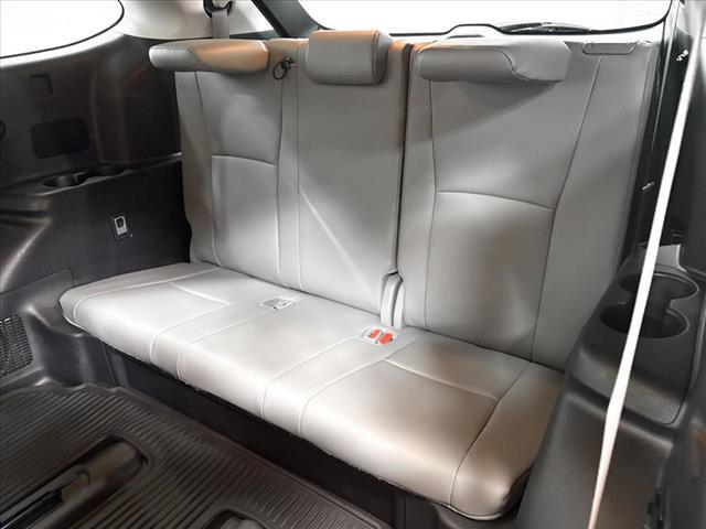 used 2020 Toyota Highlander car, priced at $33,411