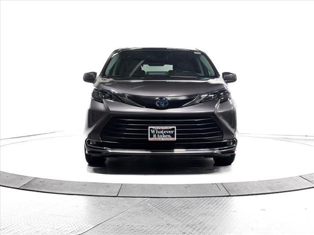 used 2024 Toyota Sienna car, priced at $46,988