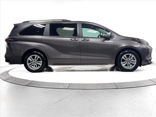 used 2024 Toyota Sienna car, priced at $46,988