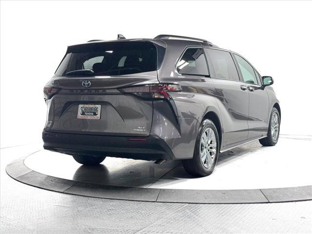used 2024 Toyota Sienna car, priced at $46,988