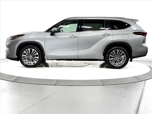 used 2024 Toyota Highlander car, priced at $51,107
