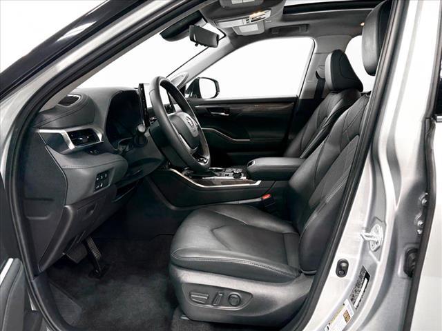 used 2024 Toyota Highlander car, priced at $51,107