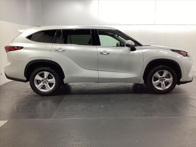 used 2022 Toyota Highlander car, priced at $29,000