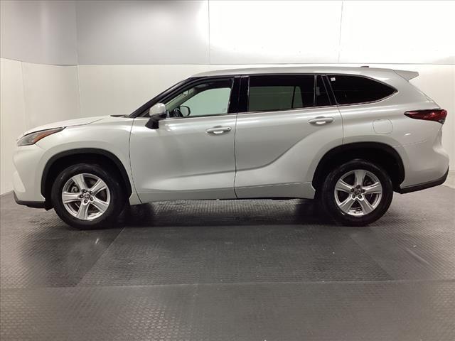 used 2022 Toyota Highlander car, priced at $29,000