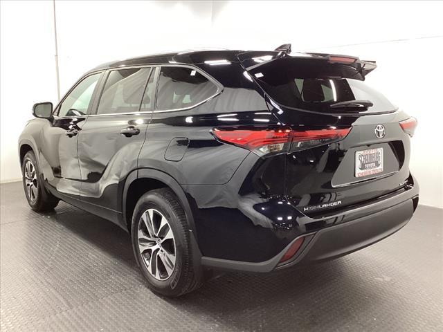 used 2023 Toyota Highlander car, priced at $41,988