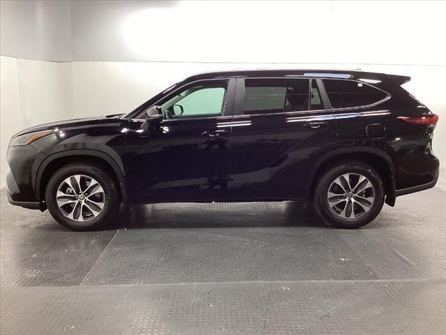 used 2023 Toyota Highlander car, priced at $41,988