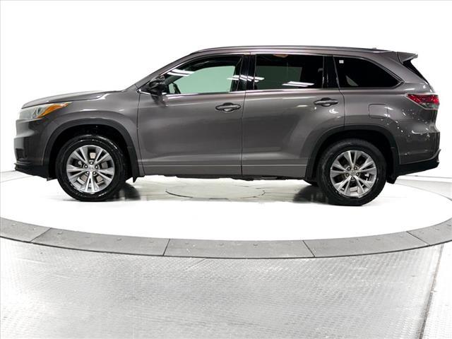 used 2015 Toyota Highlander car, priced at $18,915