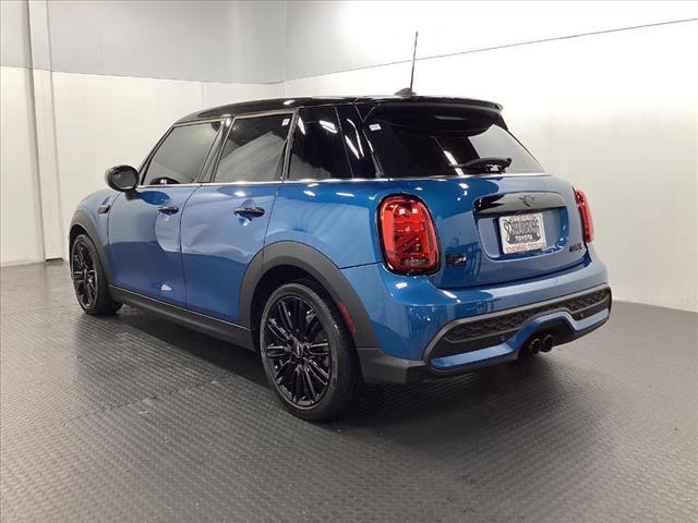 used 2023 MINI Hardtop car, priced at $24,000