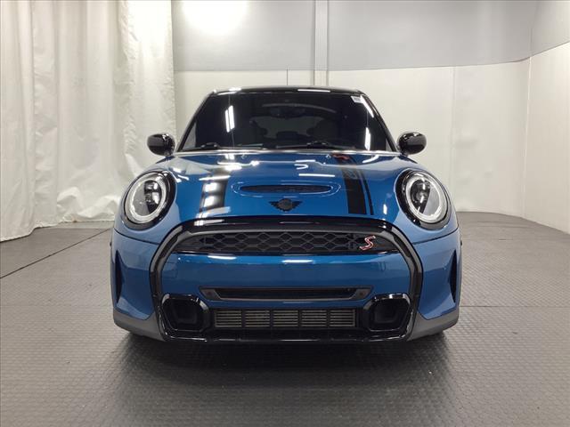 used 2023 MINI Hardtop car, priced at $24,000