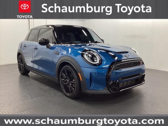 used 2023 MINI Hardtop car, priced at $24,000