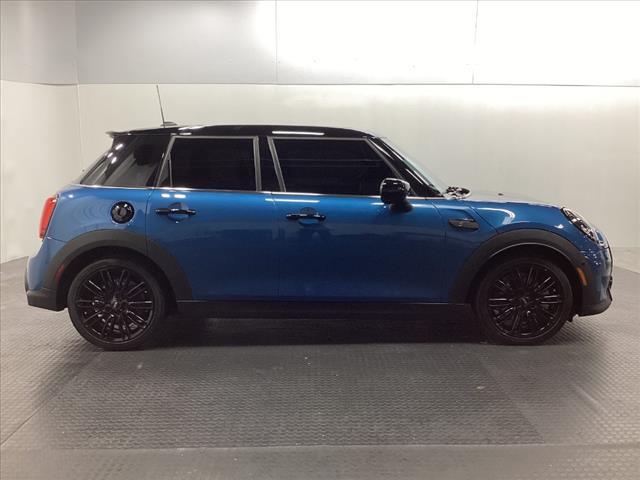 used 2023 MINI Hardtop car, priced at $24,000