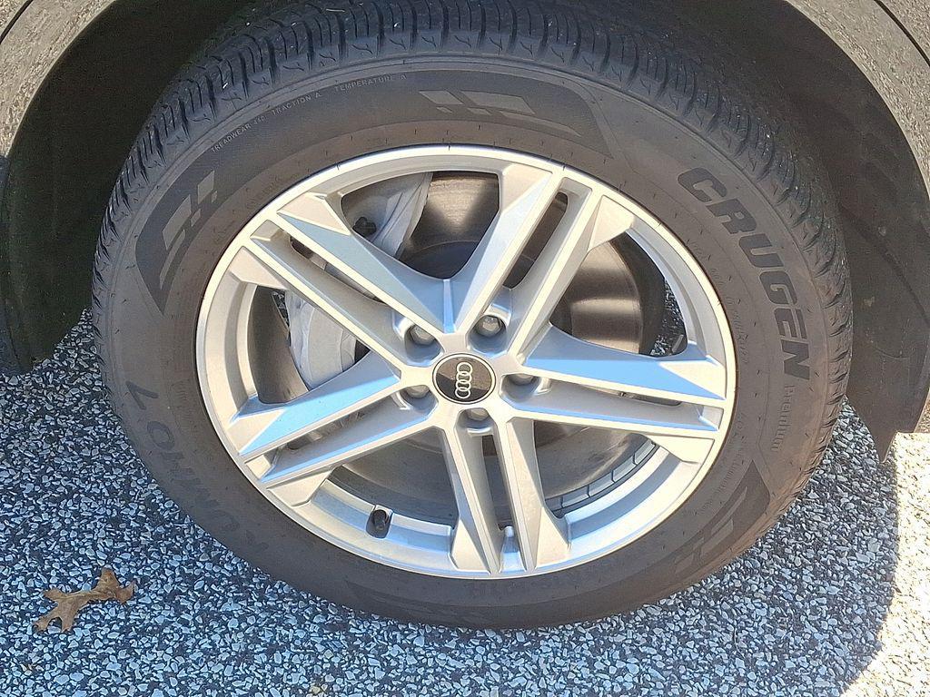 used 2024 Audi Q5 car, priced at $45,577