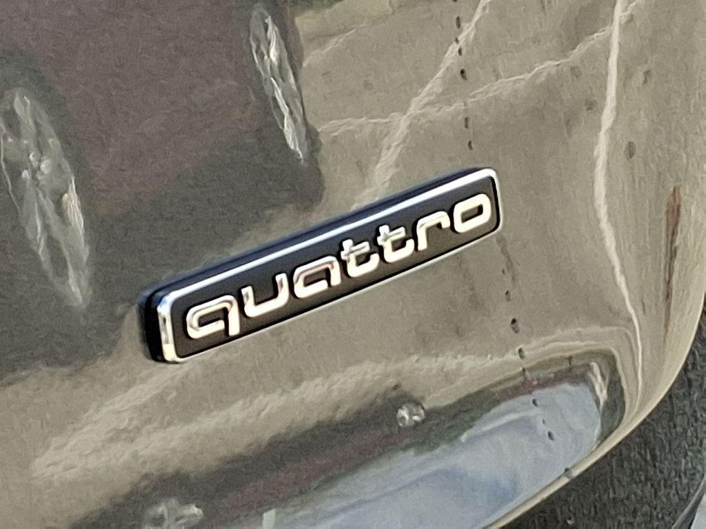 new 2026 Audi Q7 car, priced at $71,045