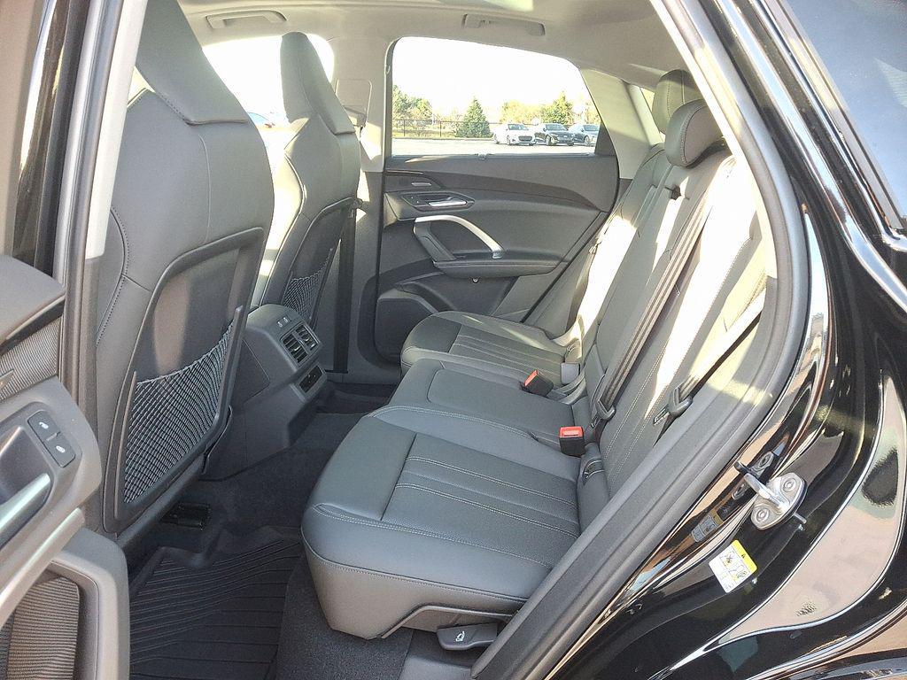 new 2025 Audi Q5 car, priced at $63,530