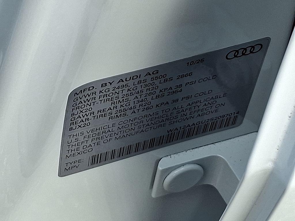 new 2025 Audi Q5 car, priced at $62,080