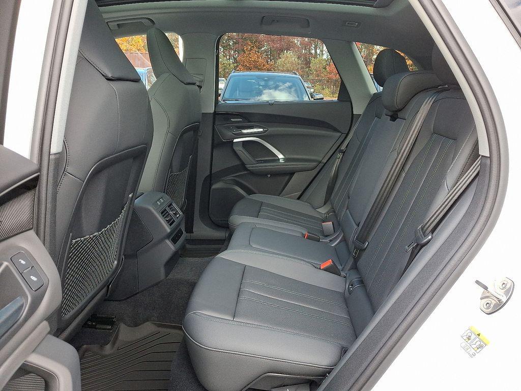 new 2025 Audi Q5 car, priced at $62,080