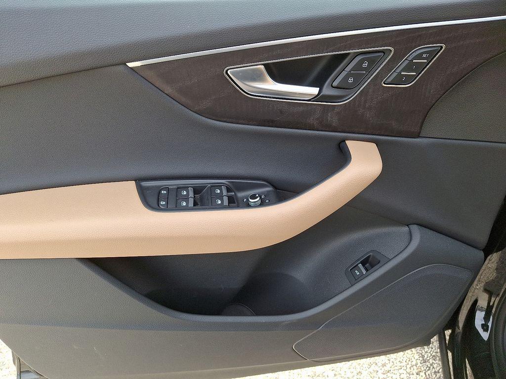 used 2025 Audi Q7 car, priced at $54,169