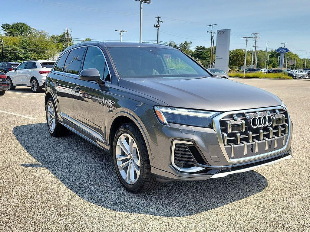 used 2025 Audi Q7 car, priced at $75,930