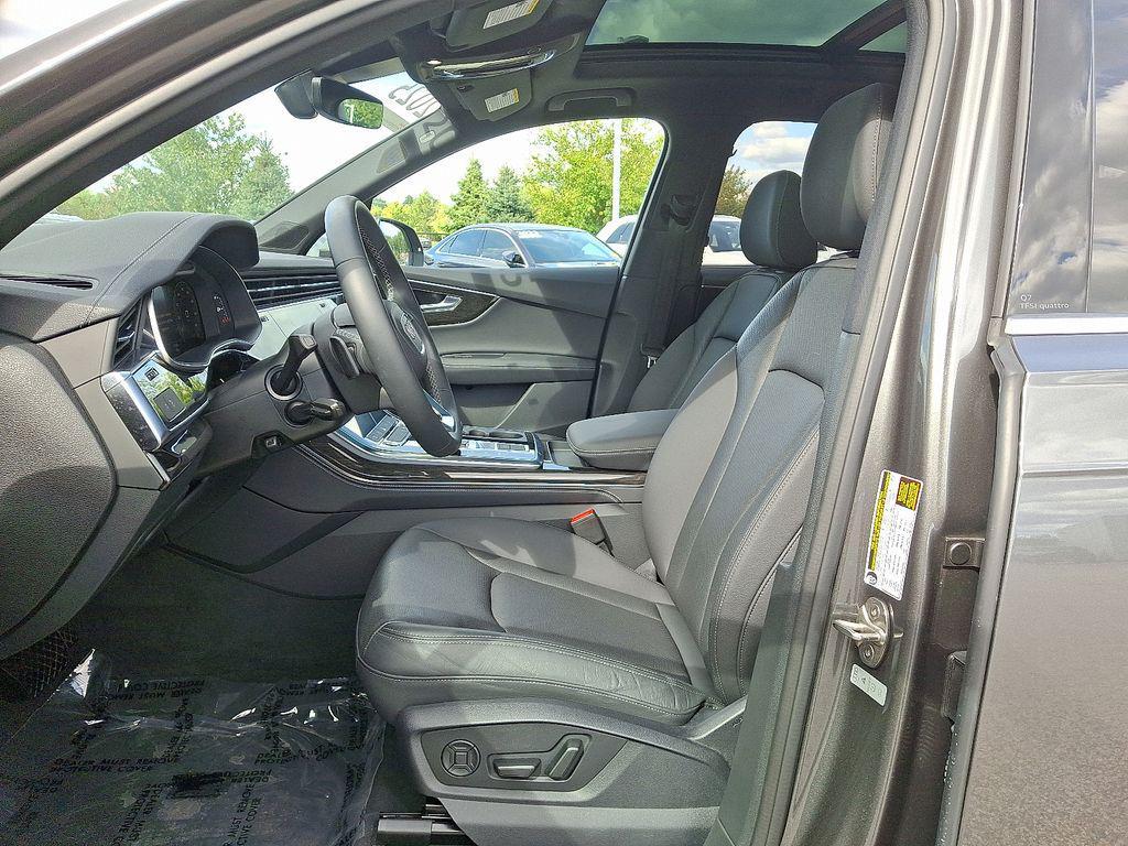 used 2025 Audi Q7 car, priced at $60,719